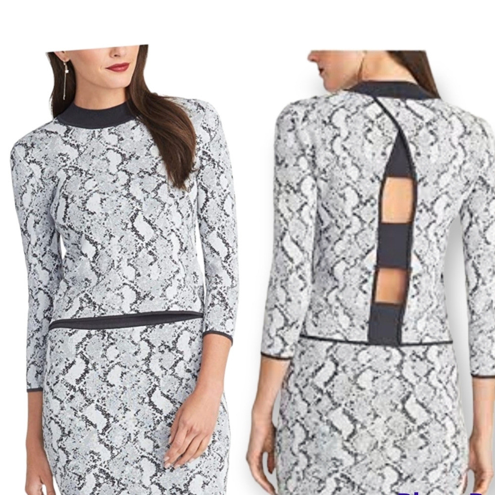 Preloved XL Women's Black and White Racheal Roy Snakeskin Patterned Sweater